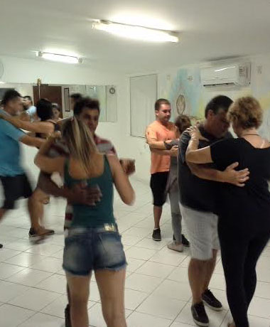 Dança de Salão em Caraguá.